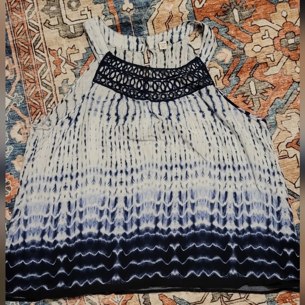 Cato 22/24W Blue White Tie Dye Halter Top Crochet Neck Plus Size